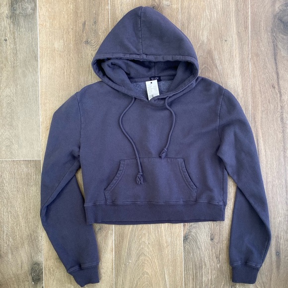 Brandy Melville Daisy cropped hoodie - navy - Picture 5 of 7